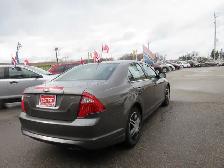 2011 Ford Fusion SE - Photo 6