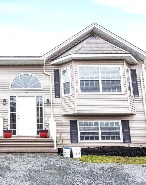 3-Bedroom Townhouse – Lower Sackville Available Aug 1
