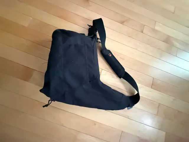 Camera Sling Bag - Photo 3