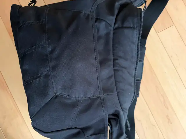 Camera Sling Bag - Photo 4