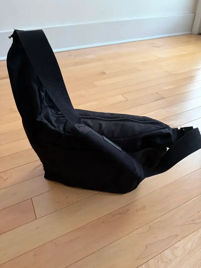 Camera Sling Bag - Photo 8