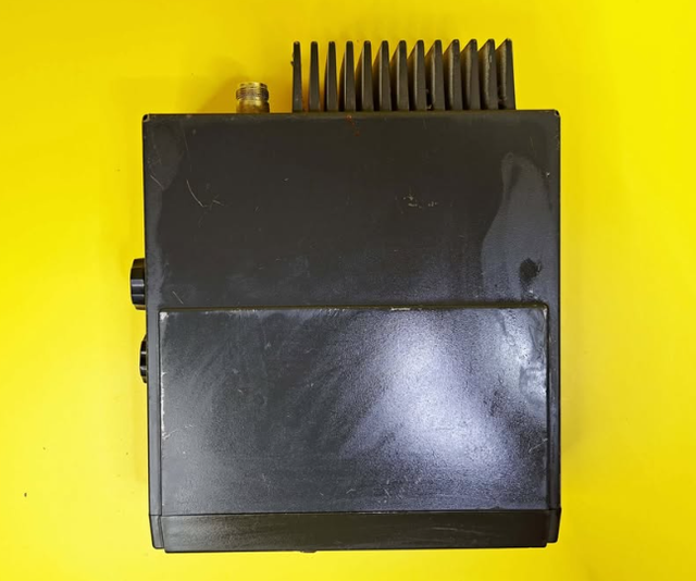 NO CABLES - UNIDEN NATIONAL MOBILE FMS 850T VINTAGE RADIO UNIT - Photo 5