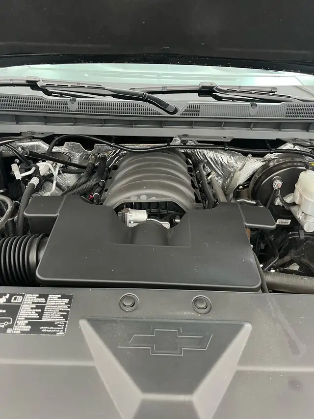 2017 Chevrolet Regular Cab Shortbox 4x4 - Photo 4