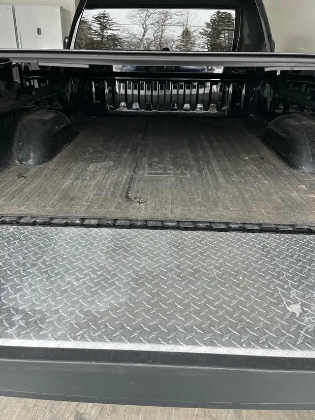 2017 Chevrolet Regular Cab Shortbox 4x4 - Photo 9