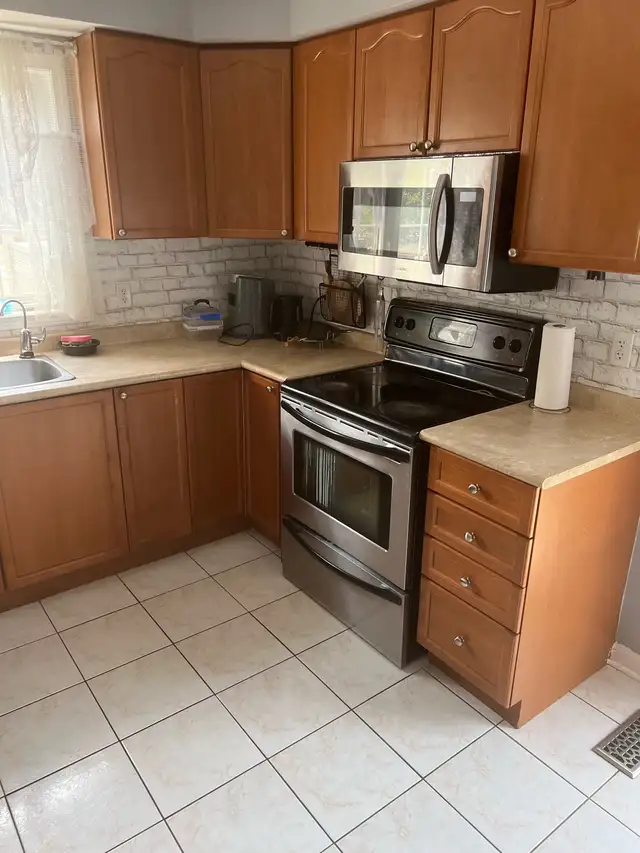 Roommate Pvt Room Upstairs in House $750 - Photo 4