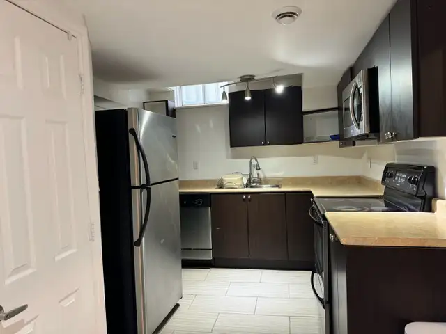 Basement Apartment for rent - Photo 4