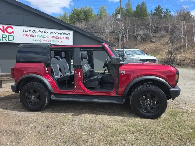 2025 Ford Bronco Big Bend BIG BEND BLACK OUT EDITION - Photo 2