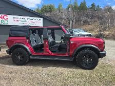 2025 Ford Bronco Big Bend BIG BEND BLACK OUT EDITION - Photo 2