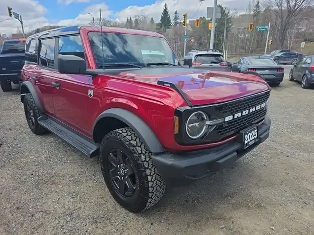 2025 Ford Bronco Big Bend BIG BEND BLACK OUT EDITION - Photo 10