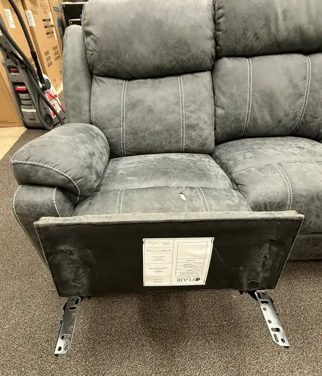 Free sofa - Photo 2