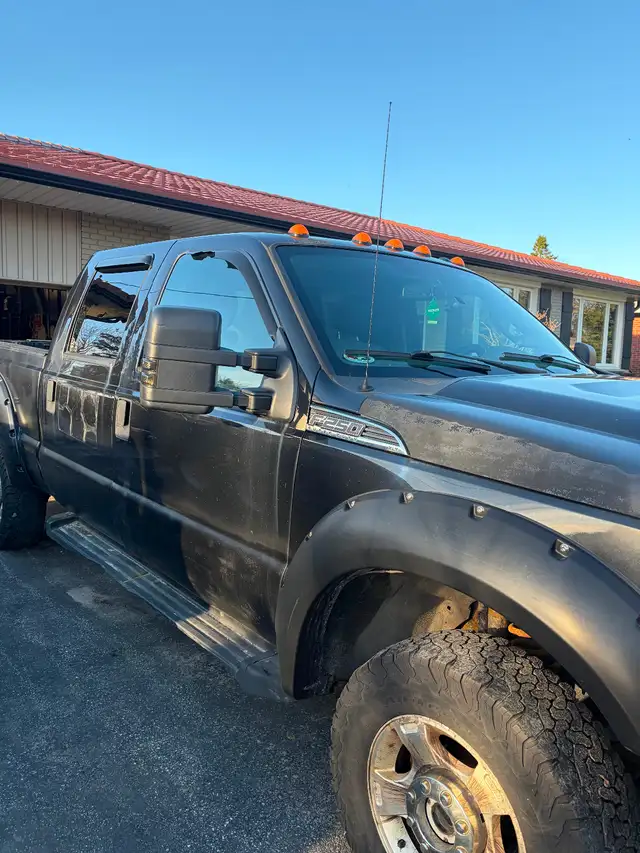 Ford 2015 F250 Super Duty 4x4 and Plow - Photo 2