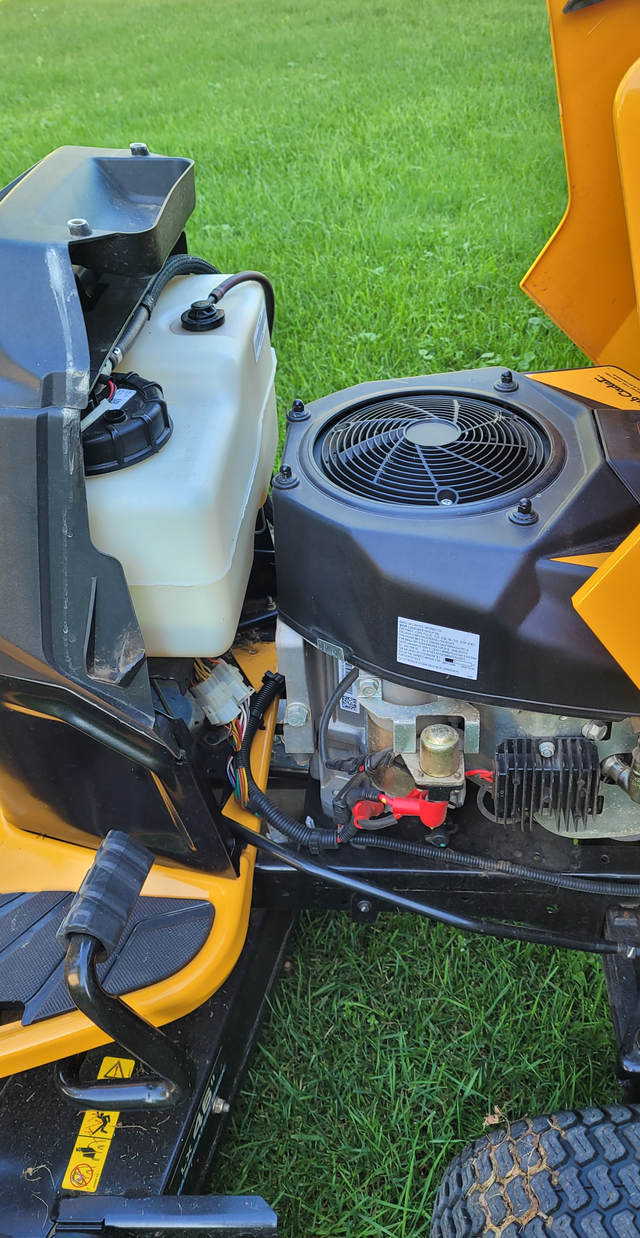 Tracteur à gazon Cub Cadet à vendre - Photo 6