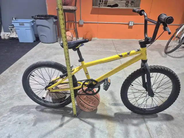 Kids Norco BMX bike - Photo 3