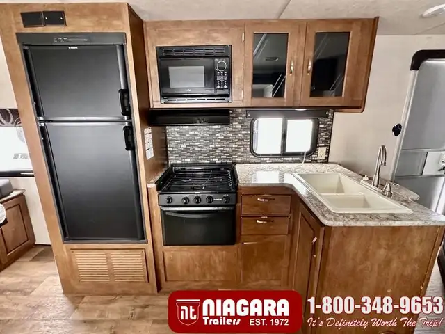 2017 FOREST RIVER SALEM CRUISE LITE 232RBXL Travel Trailer - Photo 11