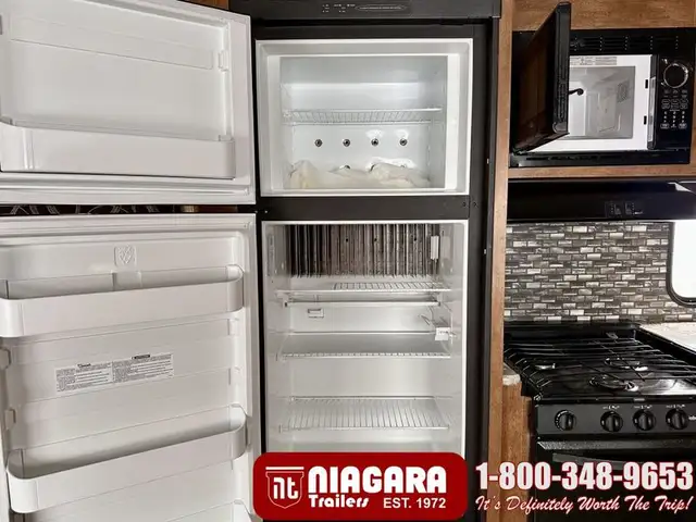 2017 FOREST RIVER SALEM CRUISE LITE 232RBXL Travel Trailer - Photo 16