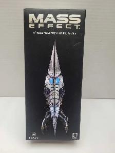 Mass Effect Reaper Sovereign PVC Ship Replica NEW