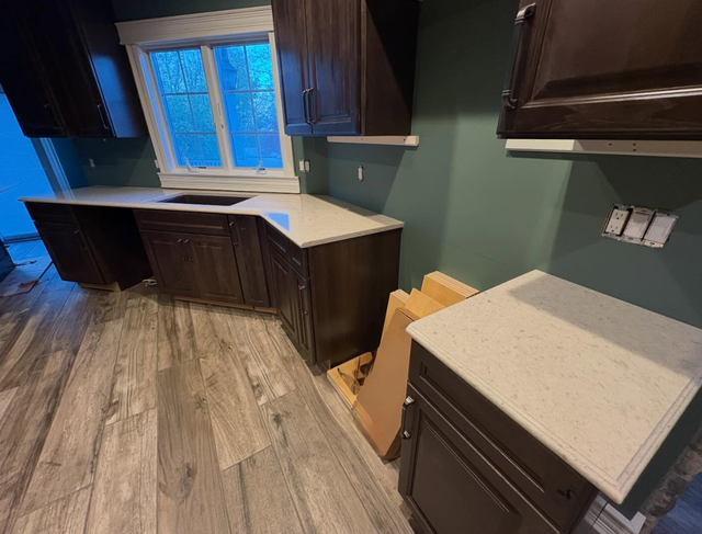 Large Quartz Countertop With Sink Cut-out - Photo 4