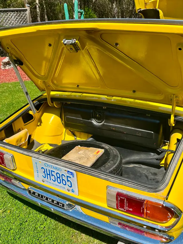 Vintage Triumph Spitfire lV - Photo 10