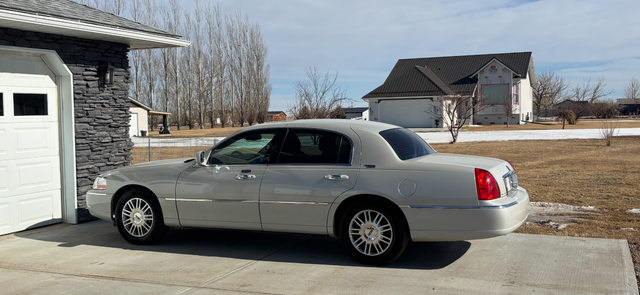 2007 Lincoln Towncar Signature