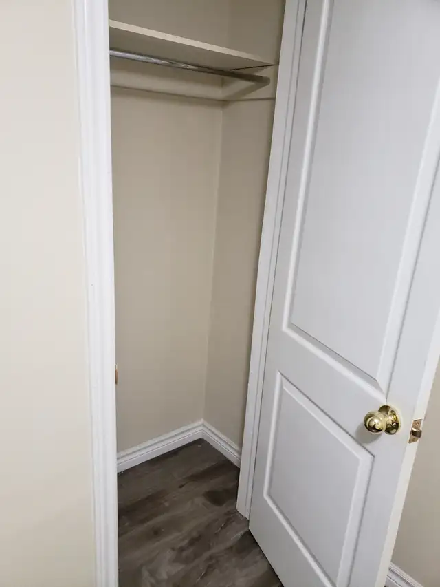 Room For Rent Near Humber Collage - Photo 2