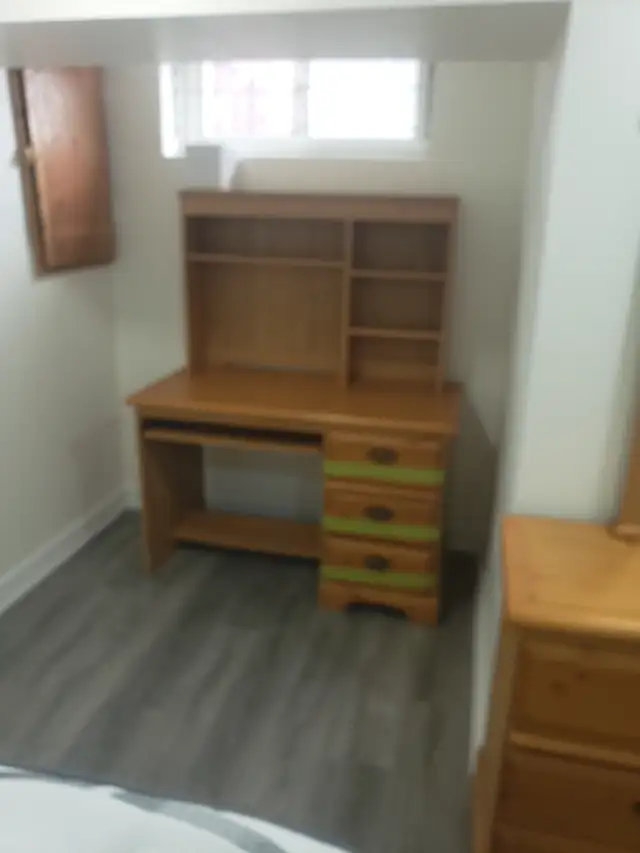 Room for rent near Humber collage - Photo 4