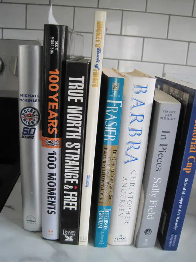 Fiction Books Cornwall,  Evanowich, etc - Photo 3