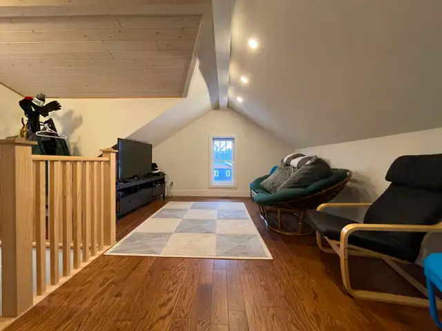 ATTN TRENT STUDENTS! Spacious 5/6 Bdrm House - Don't Wait! - Photo 5