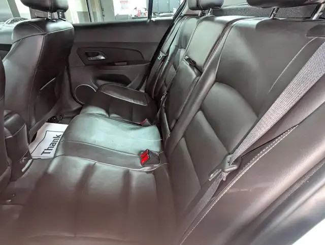 2016 Chevrolet Cruze Limited LT WITH RS PACKAGE/LEATHER/SUNROOF! - Photo 8