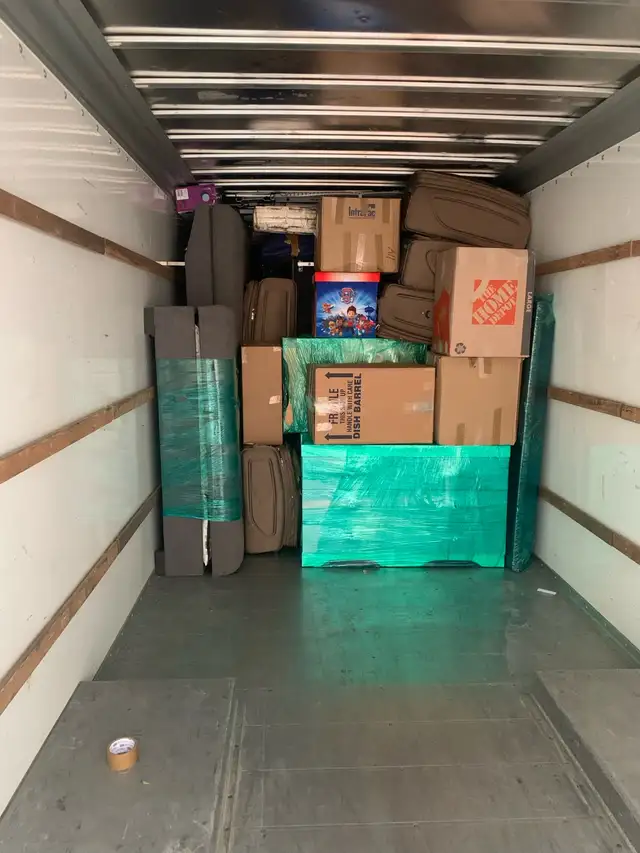 movers & truck - Photo 2