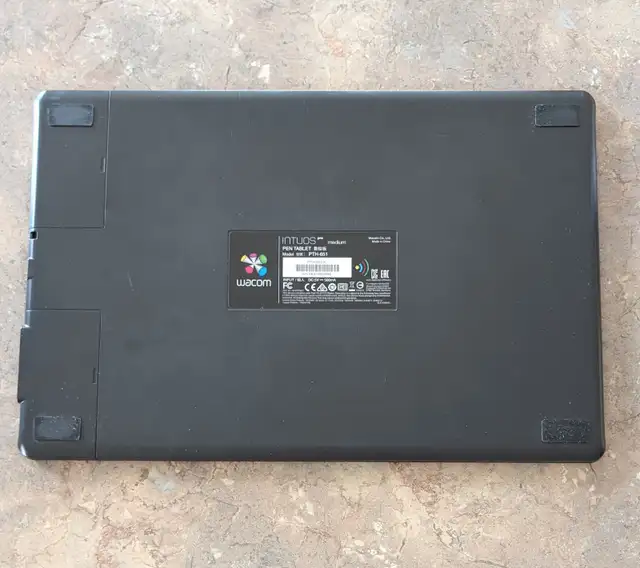 Tablette graphique (sans écran) Wacom Intuos Pro Medium PTH-651 - Photo 3