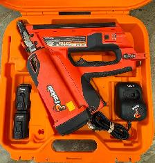 Paslode Gas Framing Nailer Set with Batteries, Charger, & Case - Photo 2