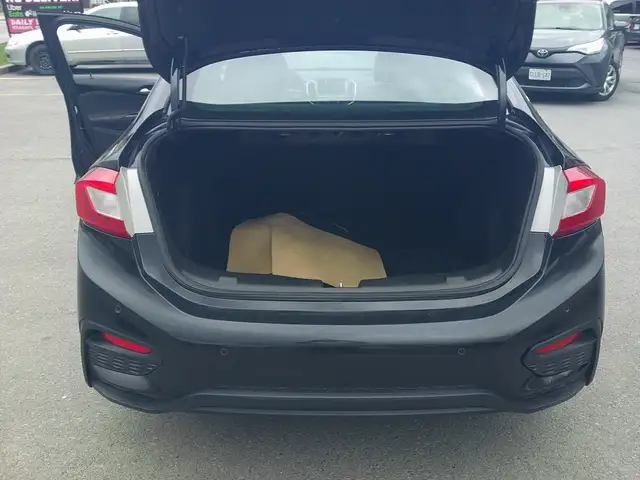 2016 Chevrolet Cruze LT RS Loaded with Only 140000 KM !! - Photo 12