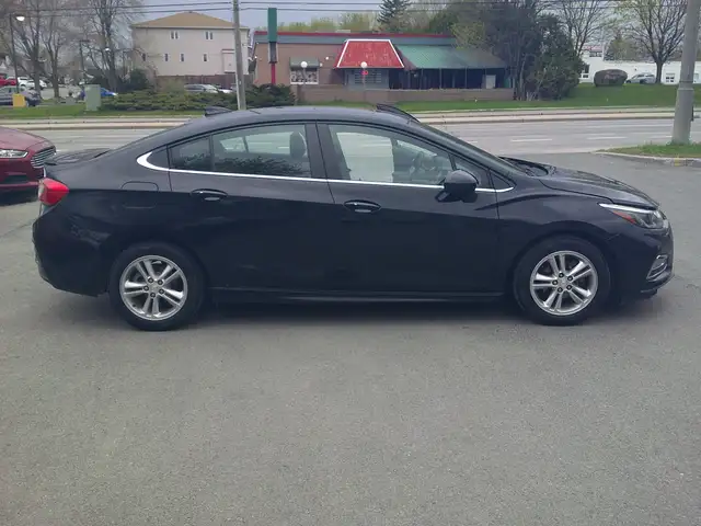2016 Chevrolet Cruze LT RS Loaded with Only 140000 KM !! - Photo 13