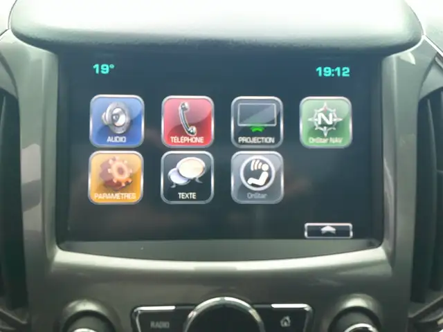 2016 Chevrolet Cruze LT RS Loaded with Only 140000 KM !! - Photo 17