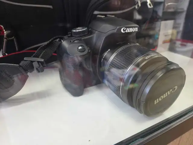 We Buy Cameras - Photo 7