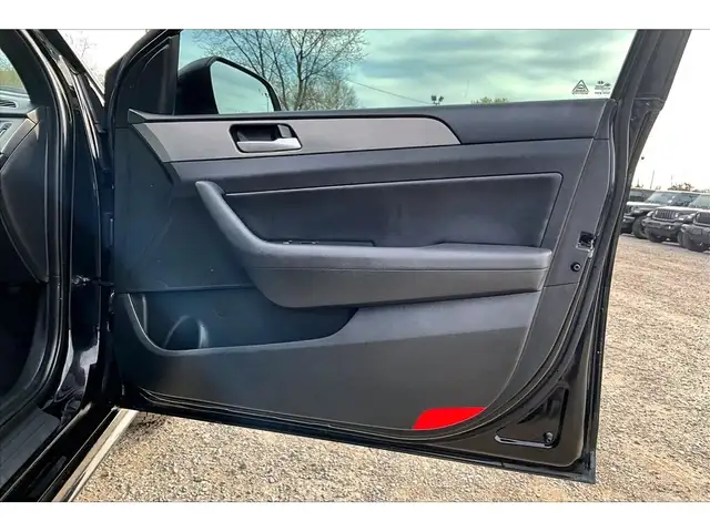2019 Hyundai Sonata Essential | Sport Pkg | AS IS | FWD - Photo 19
