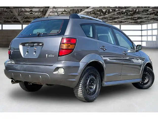 2007 Pontiac Vibe Hatchback | AS IS | FWD - Photo 2