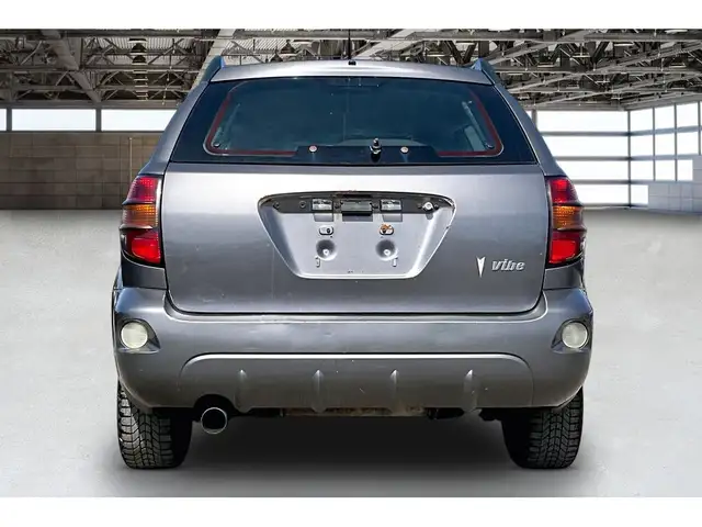 2007 Pontiac Vibe Hatchback | AS IS | FWD - Photo 4