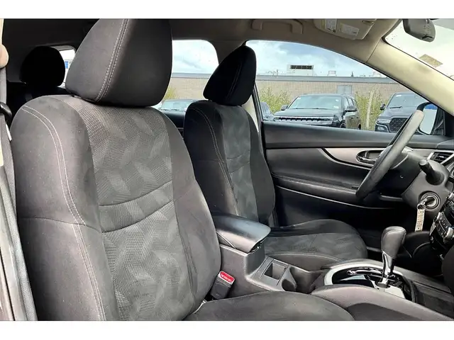 2016 Nissan Rogue S | Low KM | Safety Certified | FWD - Photo 7