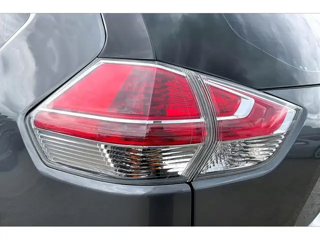 2016 Nissan Rogue S | Low KM | Safety Certified | FWD - Photo 31
