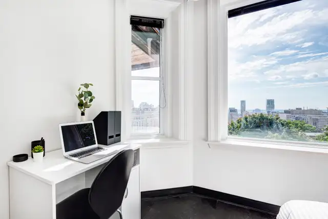 Westmount residence. 5 Mins from Mcgill. Utilities included - Photo 2