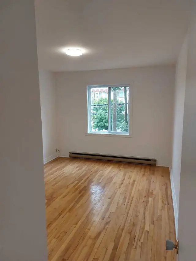 Beau grand logement 4.5 lumineux - Photo 3