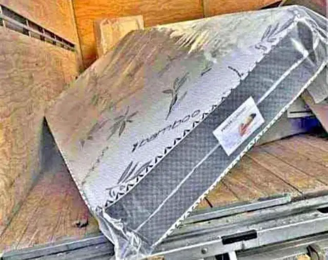 Mattress : Twin Mattress / Queen Mattress : King Mattress - Photo 3