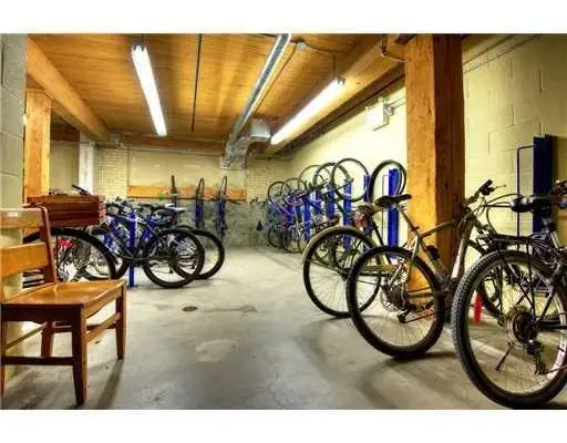 For rent - Beautiful 1 bedroom loft condo - Photo 9
