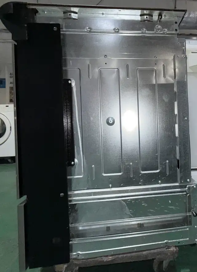 Frigidaire Slide in Stove S4219 - Photo 4