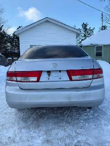 2005 Honda Accord – 225,000 KM – Silver - Photo 3