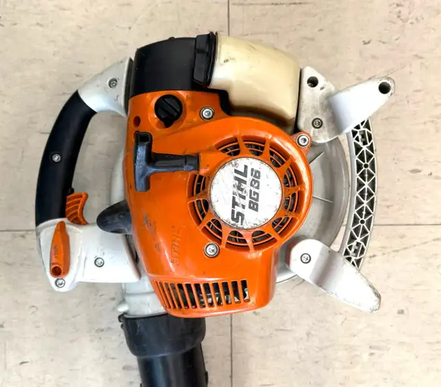 STIHL BG 86 Gas Leaf Blower $229 - Photo 2