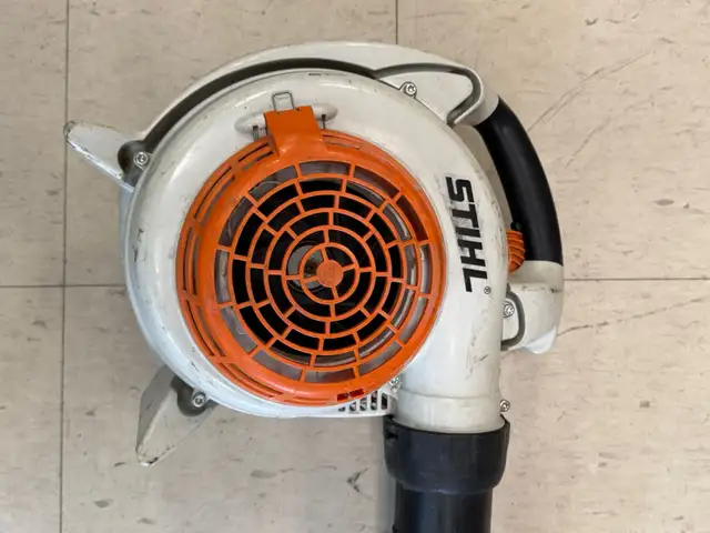 STIHL BG 86 Gas Leaf Blower $229 - Photo 4