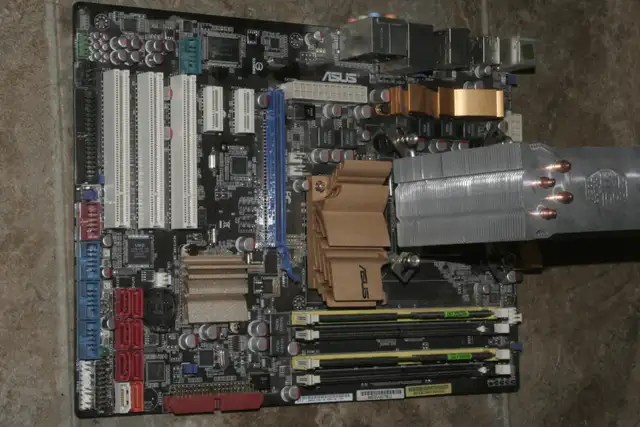 CPU Intel Q9650 quad core $40. Cooler/Motherboard/RAM available - Photo 2