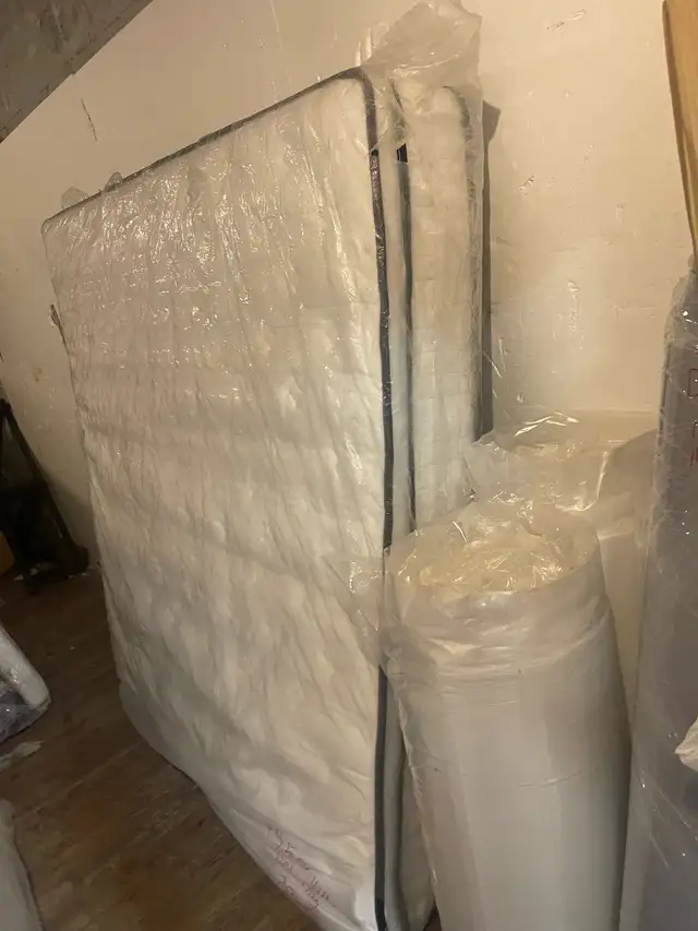 Brand New KING PILLOWTOP Mattresses $499 Platform $99 - Photo 6